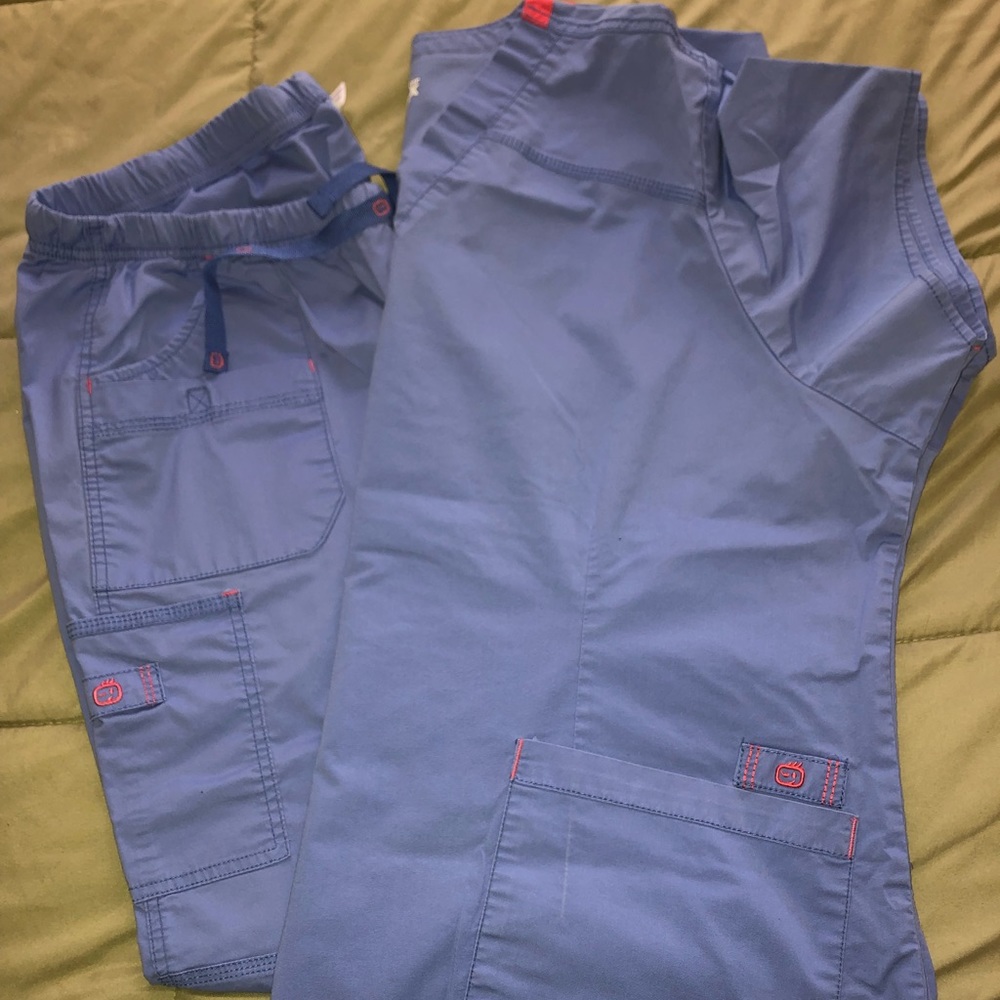 Women’s Scrub Set
